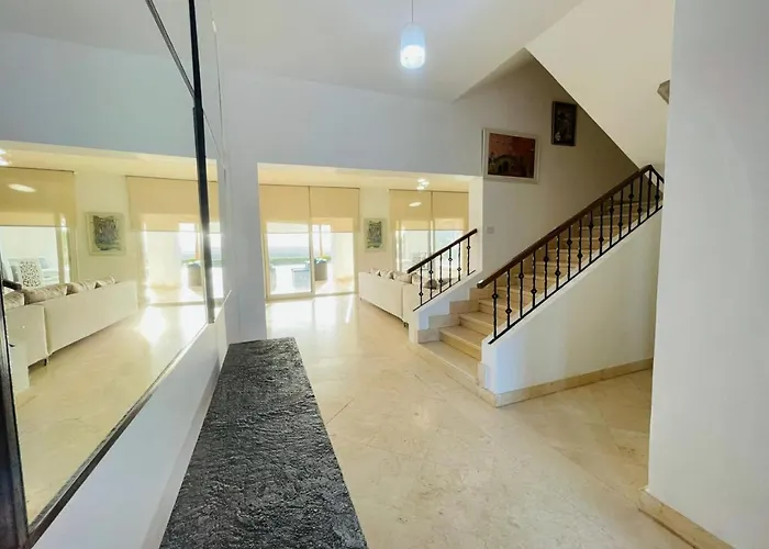 5 Bedroom With Private Pool At El Gouna *