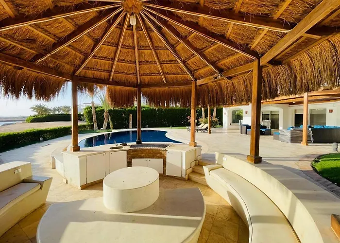 5 Bedroom With Private Pool At El Gouna Villa Gurdaka